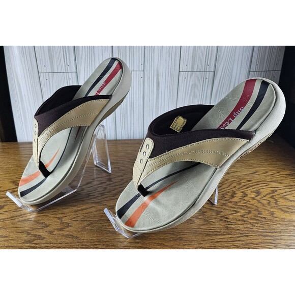 Womens Low Wedge Beige Non Slip Sandals Faux Leather Size 7 New in Box - Picture 3 of 7